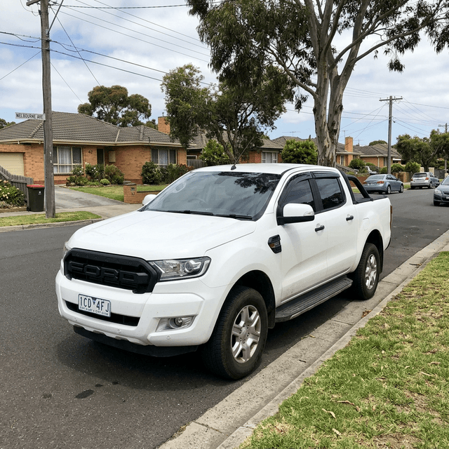 Authentic photo of David K.'s 2016 Ford Ranger parked in a driveway